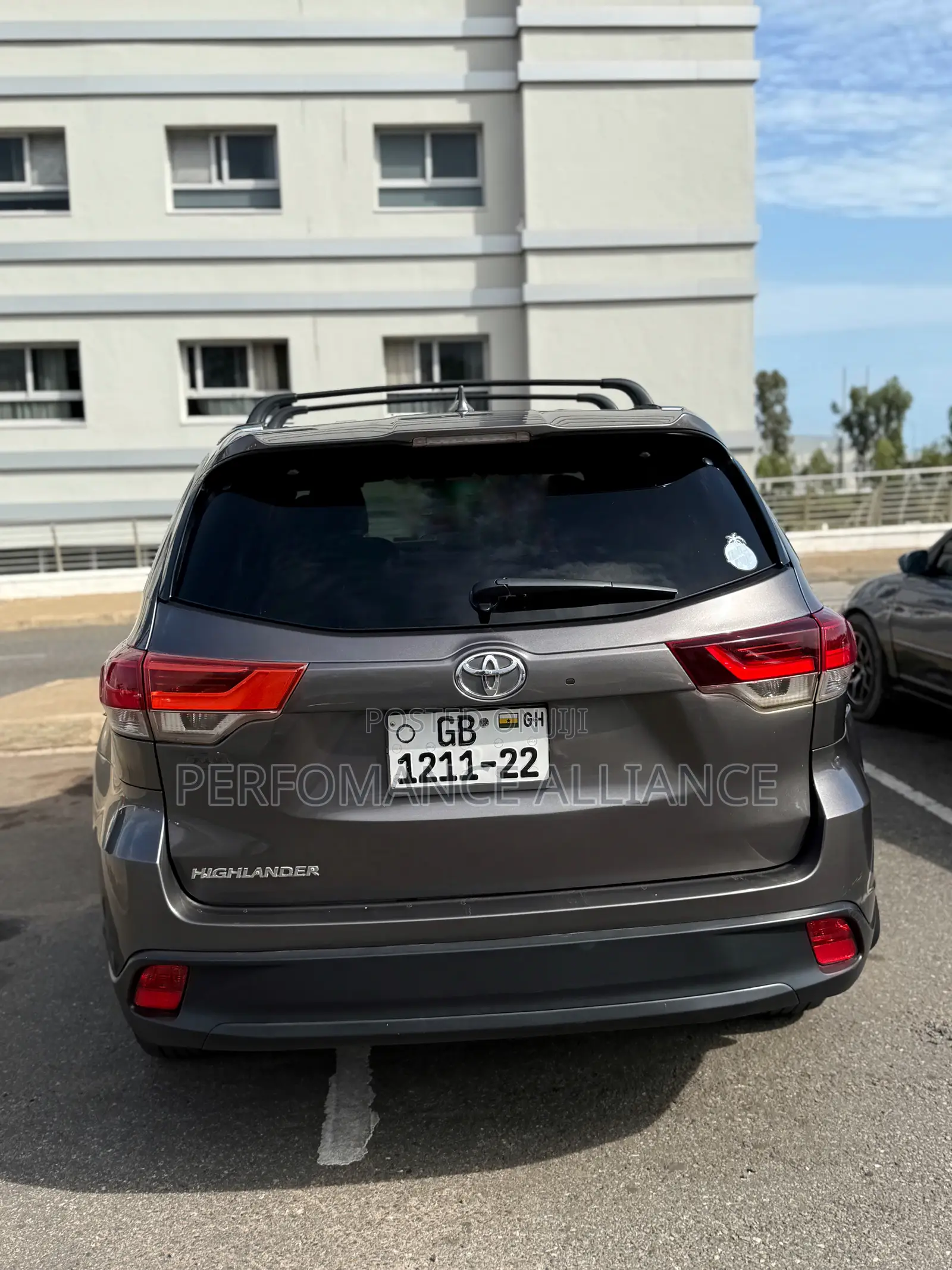 Toyota Highlander XLE V6 4x4 (3.5L 6cyl 6A) 2016 Gray