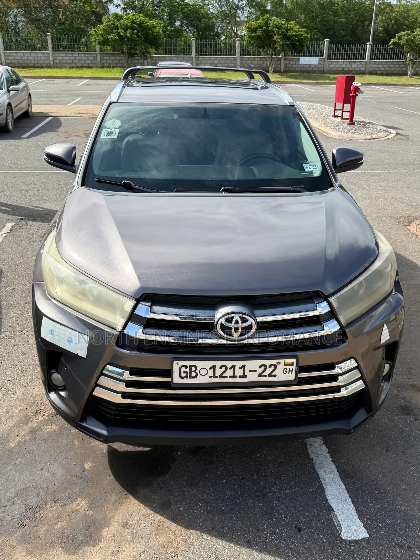 Toyota Highlander XLE V6 4x4 (3.5L 6cyl 6A) 2016 Gray