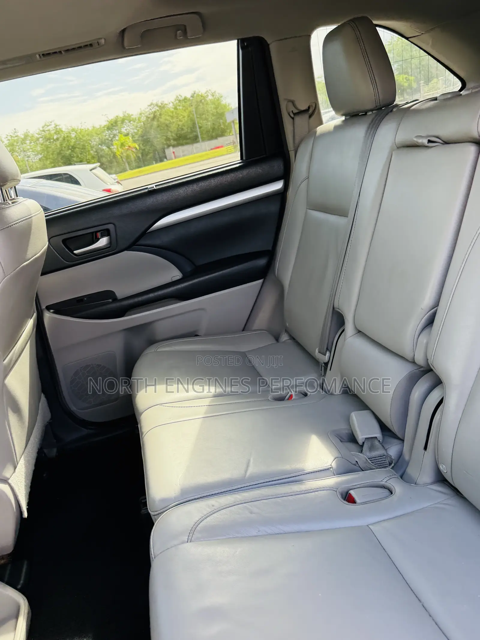 Toyota Highlander XLE V6 4x4 (3.5L 6cyl 6A) 2016 Gray