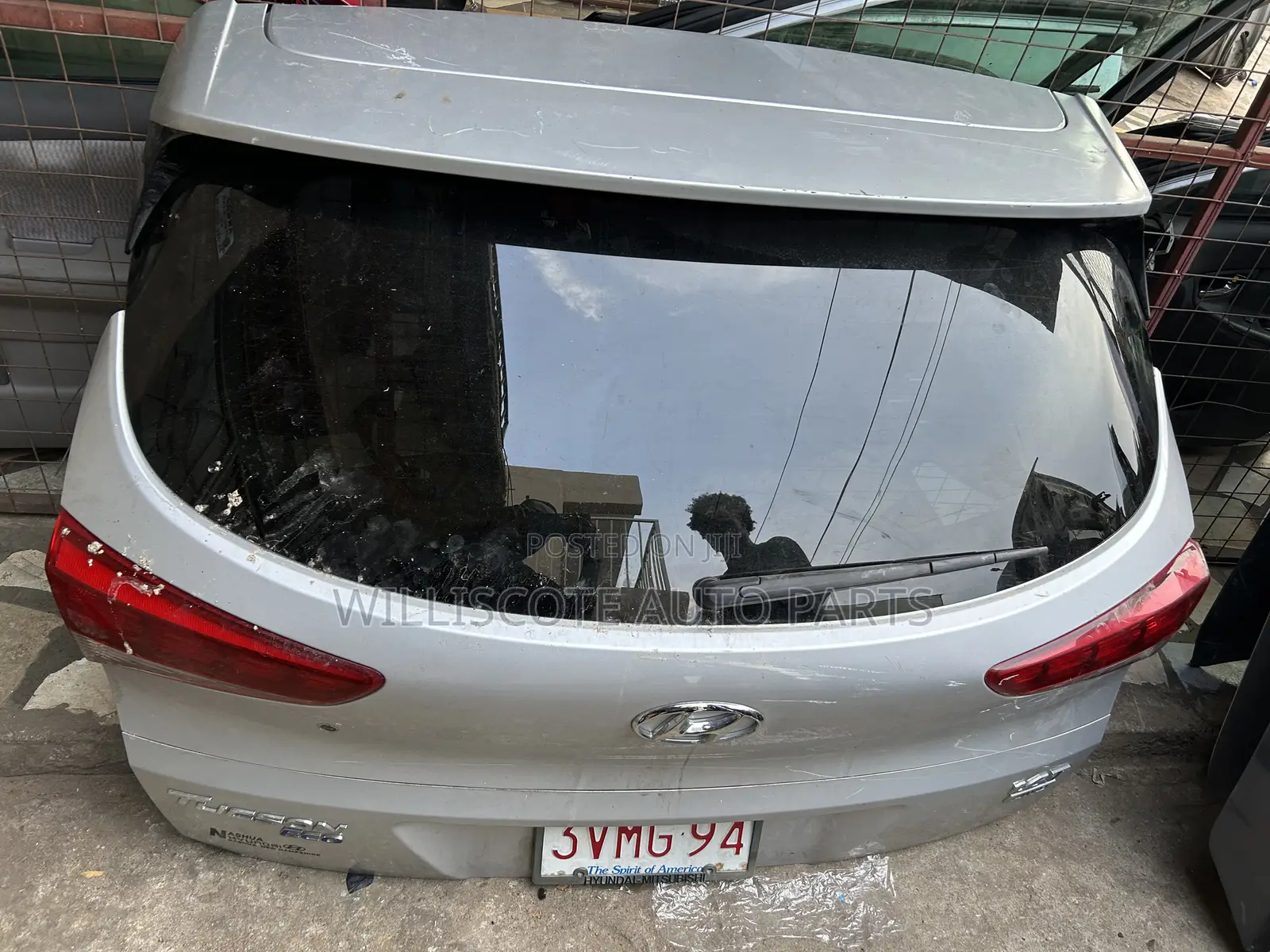 Tucson 16-17 Tailgate/Booth for Sale