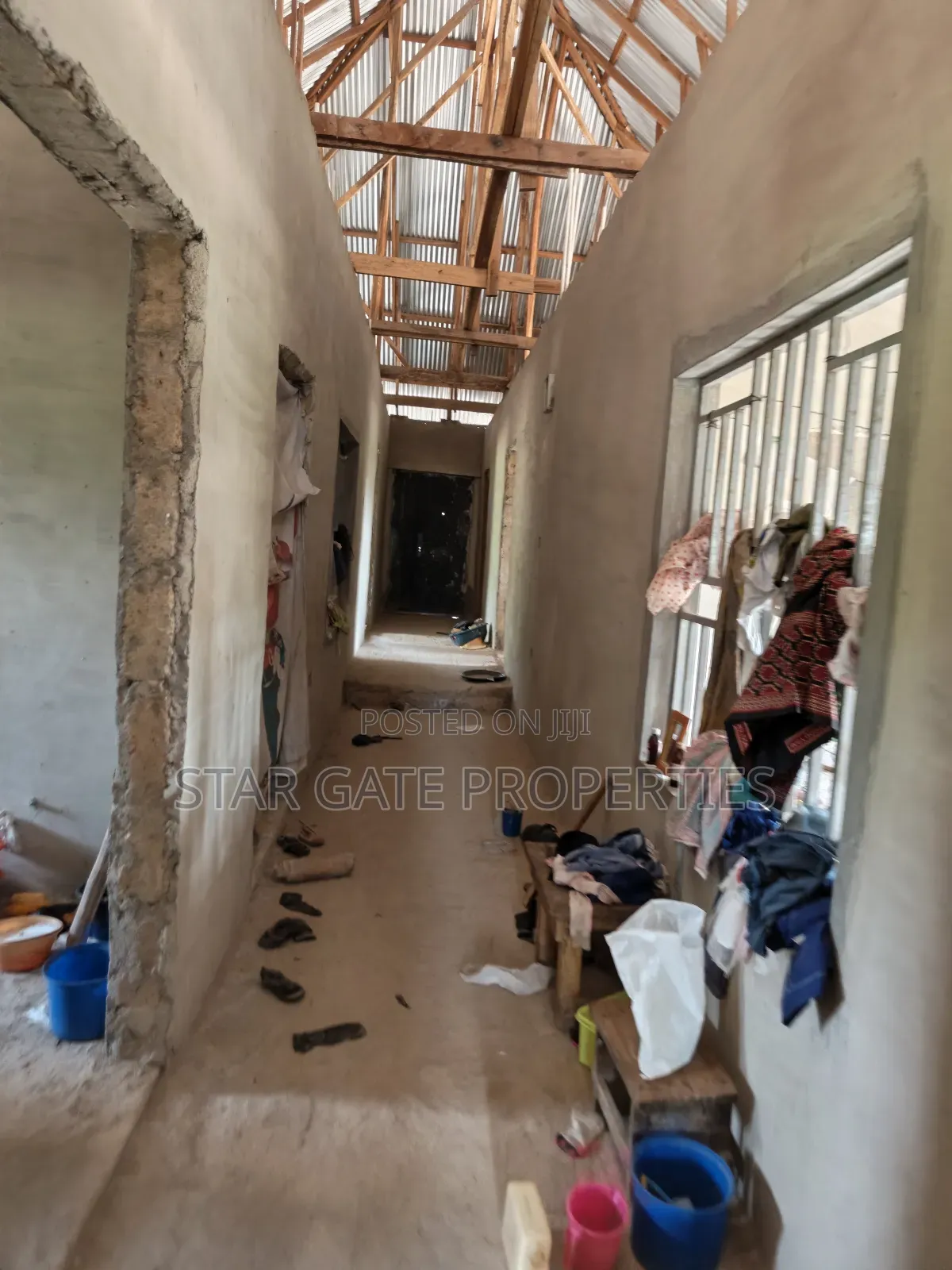 5bdrm House in Mampongteng Abrade, Kumasi Metropolitan for sale