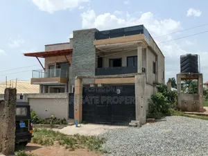 3bdrm House in Fawoade, Kumasi Metropolitan for sale
