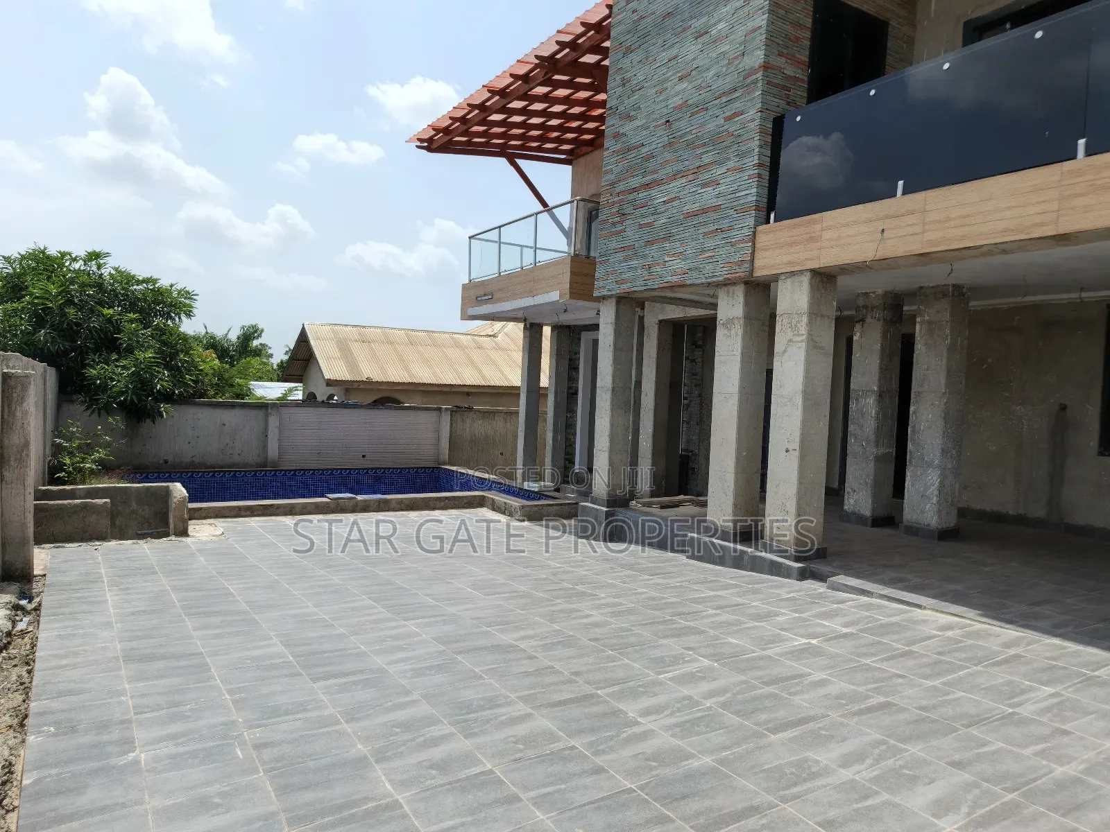 3bdrm House in Fawoade, Kumasi Metropolitan for sale