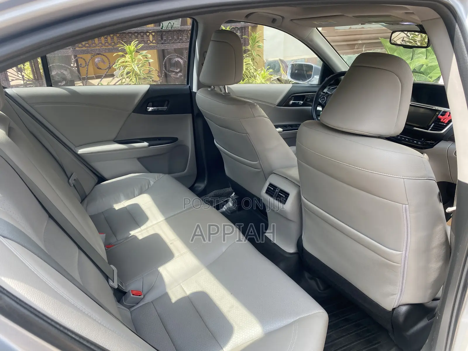Honda Accord EX-L 4dr Sedan FWD (2.4L 4cyl 2A) 2016 Silver