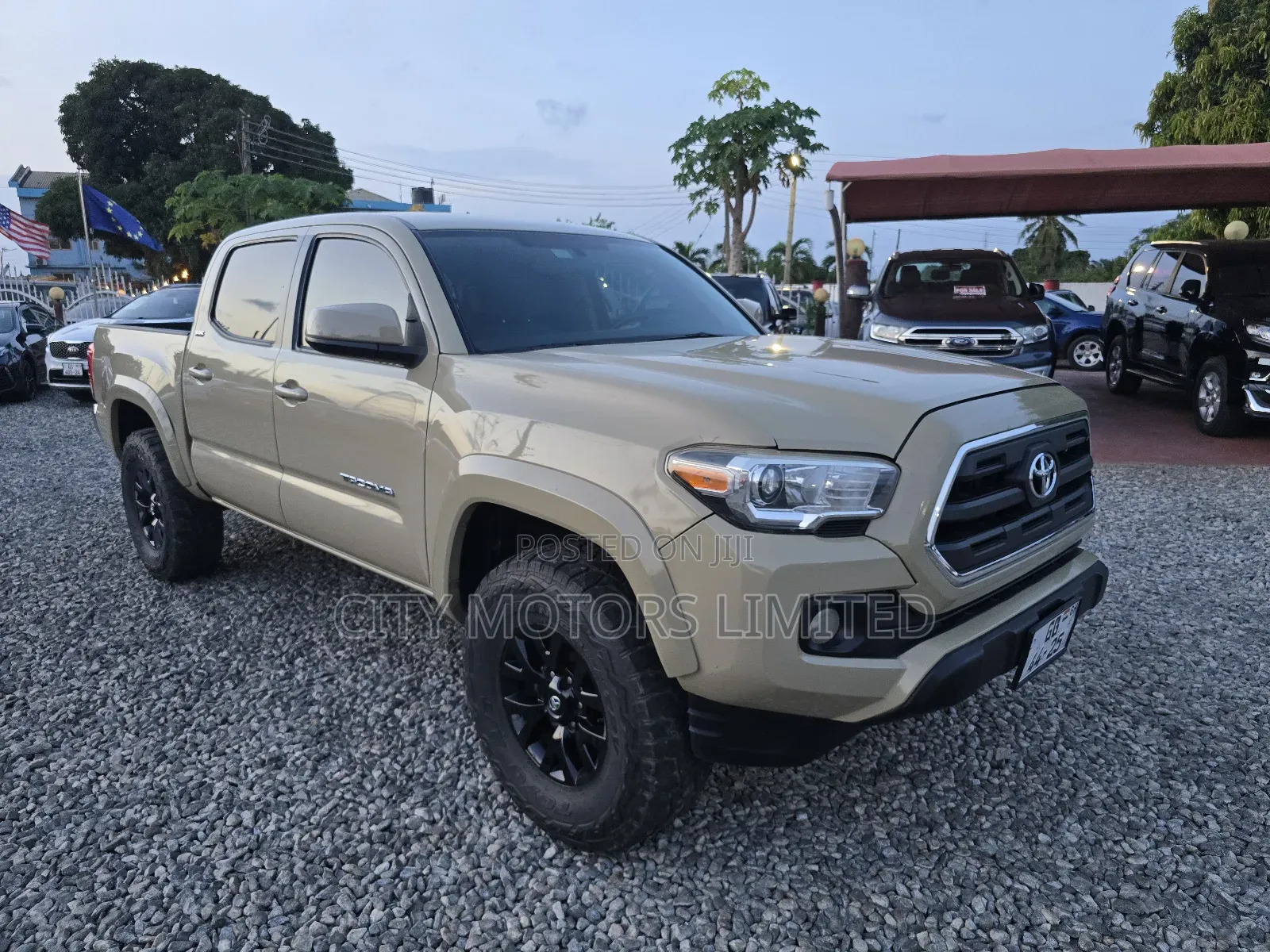 Toyota Tacoma SR5 2017 Ivory