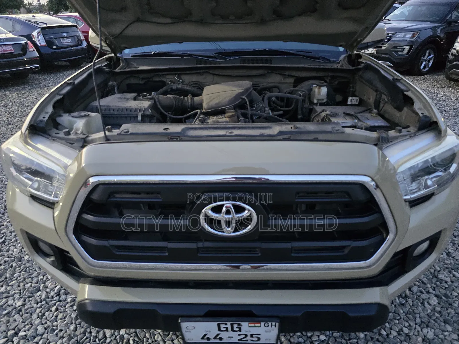 Toyota Tacoma SR5 2017 Ivory
