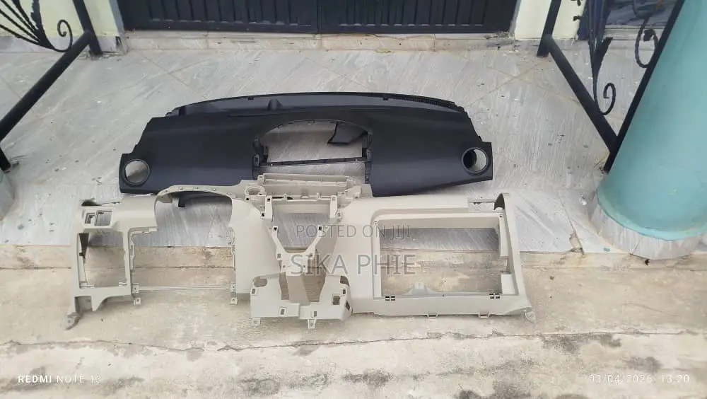 Brand-New Dashboard for Toyota Belta and Yaris 2007 to 2012.
