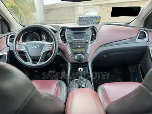 Hyundai Santa Fe 2013 White