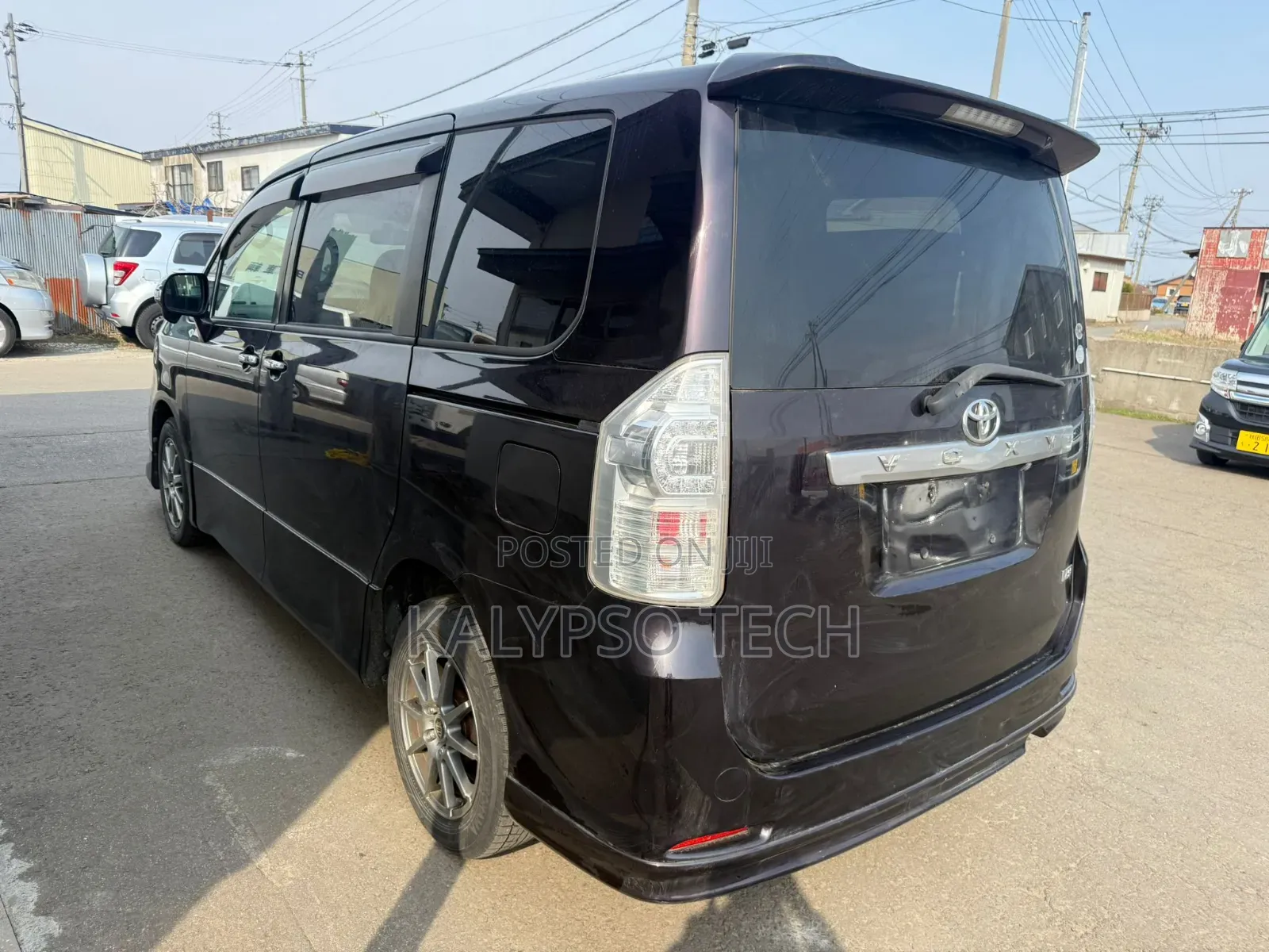 Toyota Voxy 2011 Black