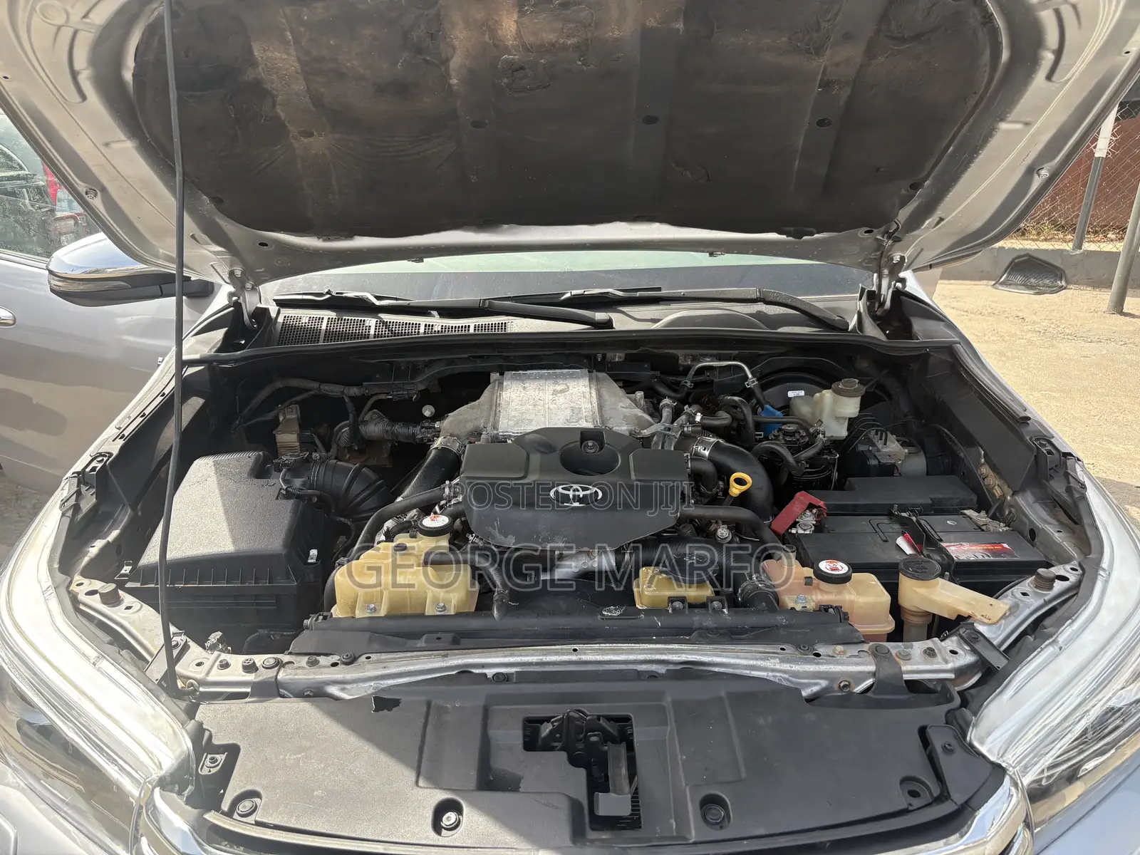 Toyota Hilux 2019 Silver