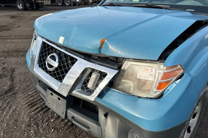 Nissan Frontier 2016 Blue