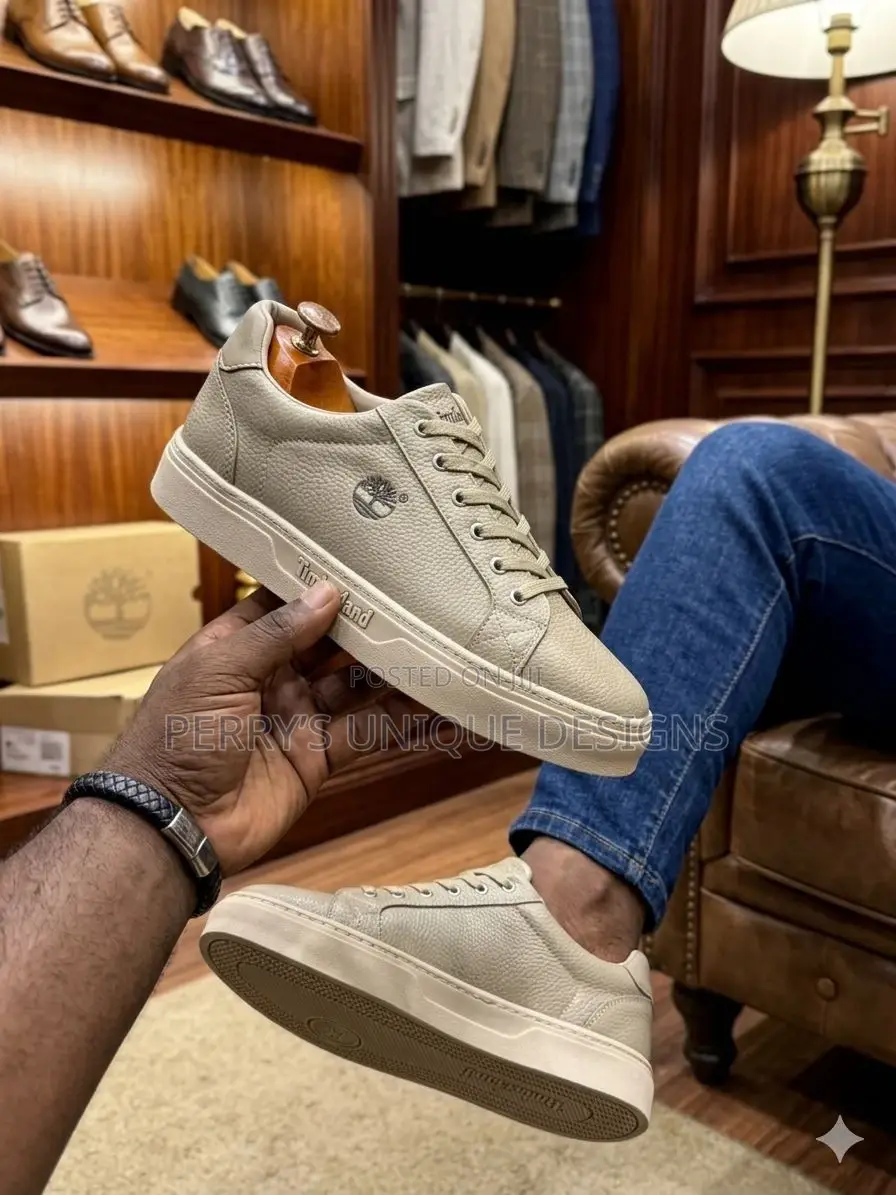 Sandaura Urban Slip-on Sneakers (Beige Edition)