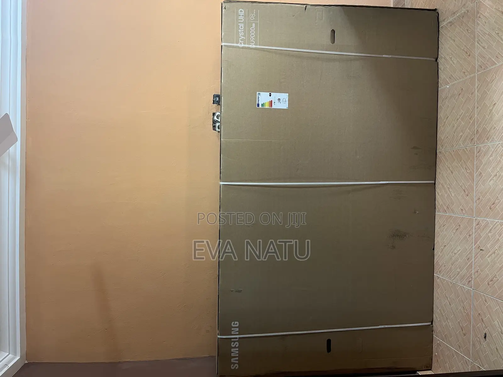 Brand New 98-Inch Samsung Crystal Uhd Tv for Sale