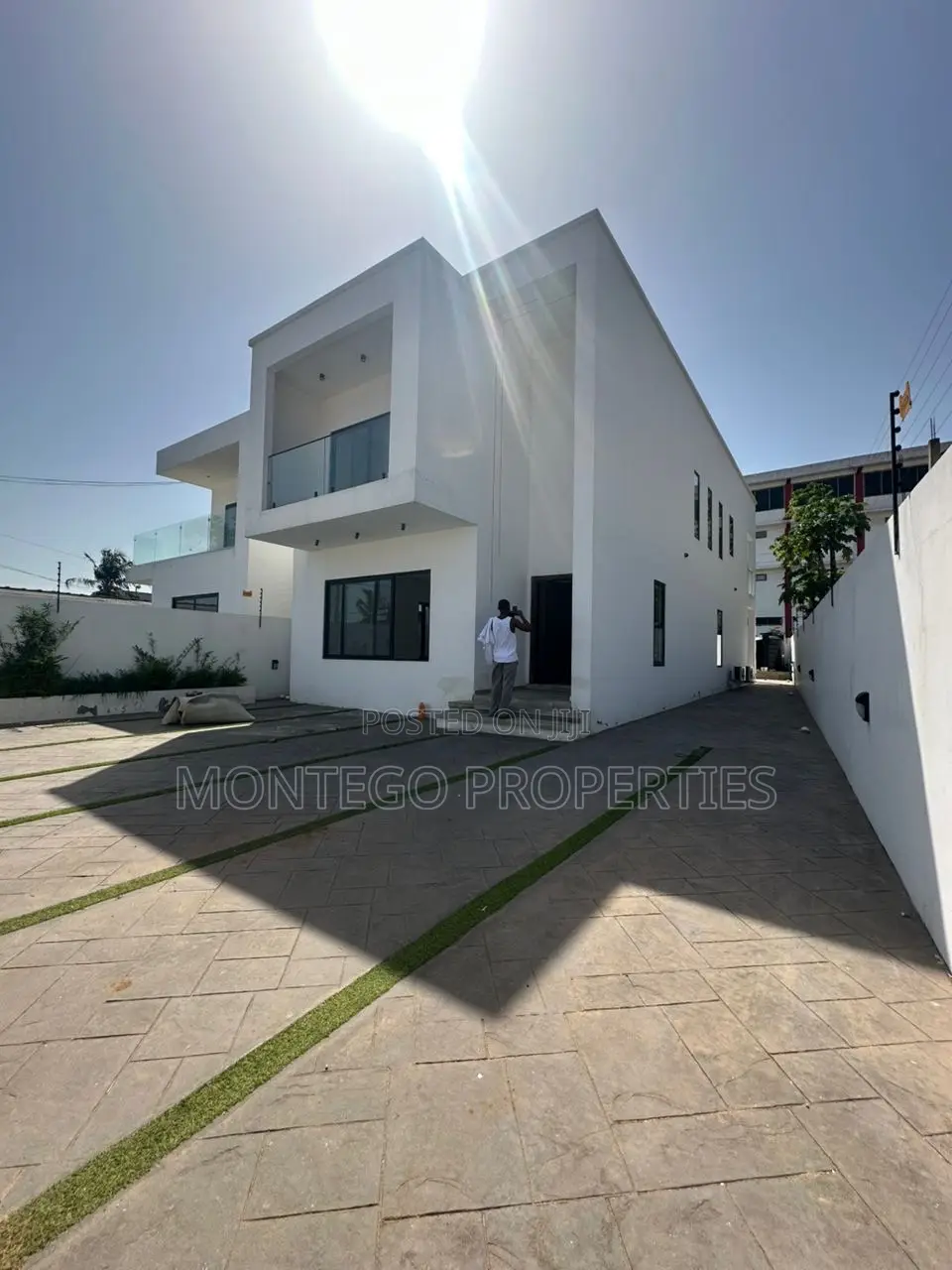 3bdrm House in Adjiringanor, School Junction for rent