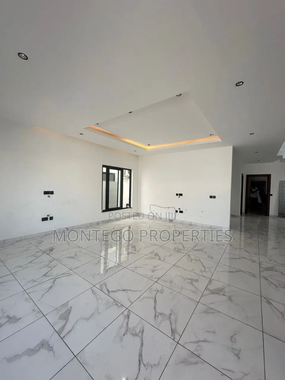 3bdrm House in Adjiringanor, School Junction for rent