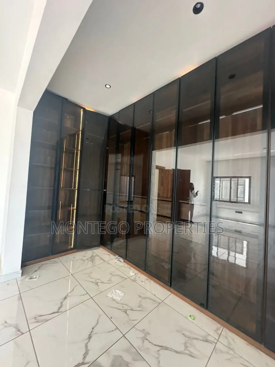 3bdrm House in Adjiringanor, School Junction for rent