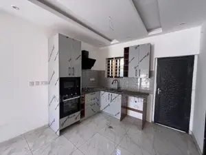 2bdrm Townhouse / Terrace in Adjiringanor, School Junction for rent
