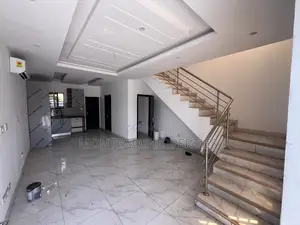 2bdrm Townhouse / Terrace in Adjiringanor, School Junction for rent