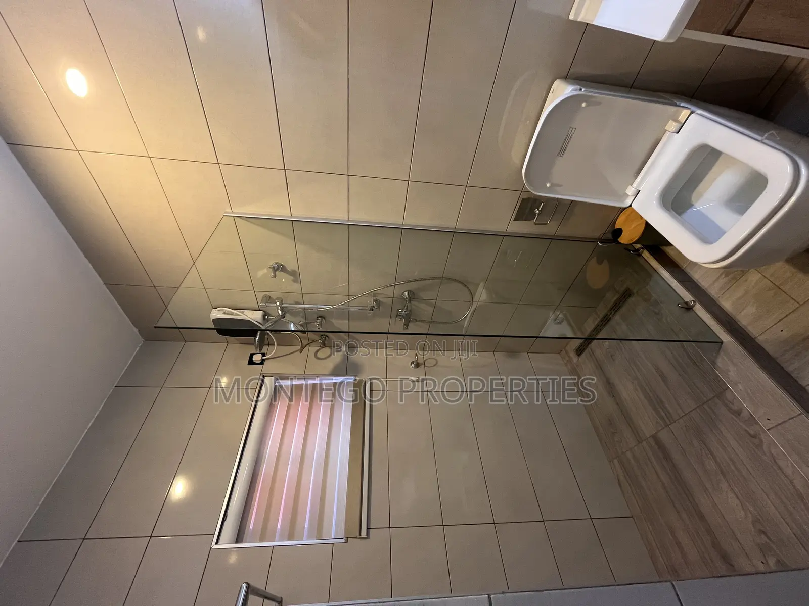 Furnished 3bdrm Townhouse / Terrace in East Legon, American House