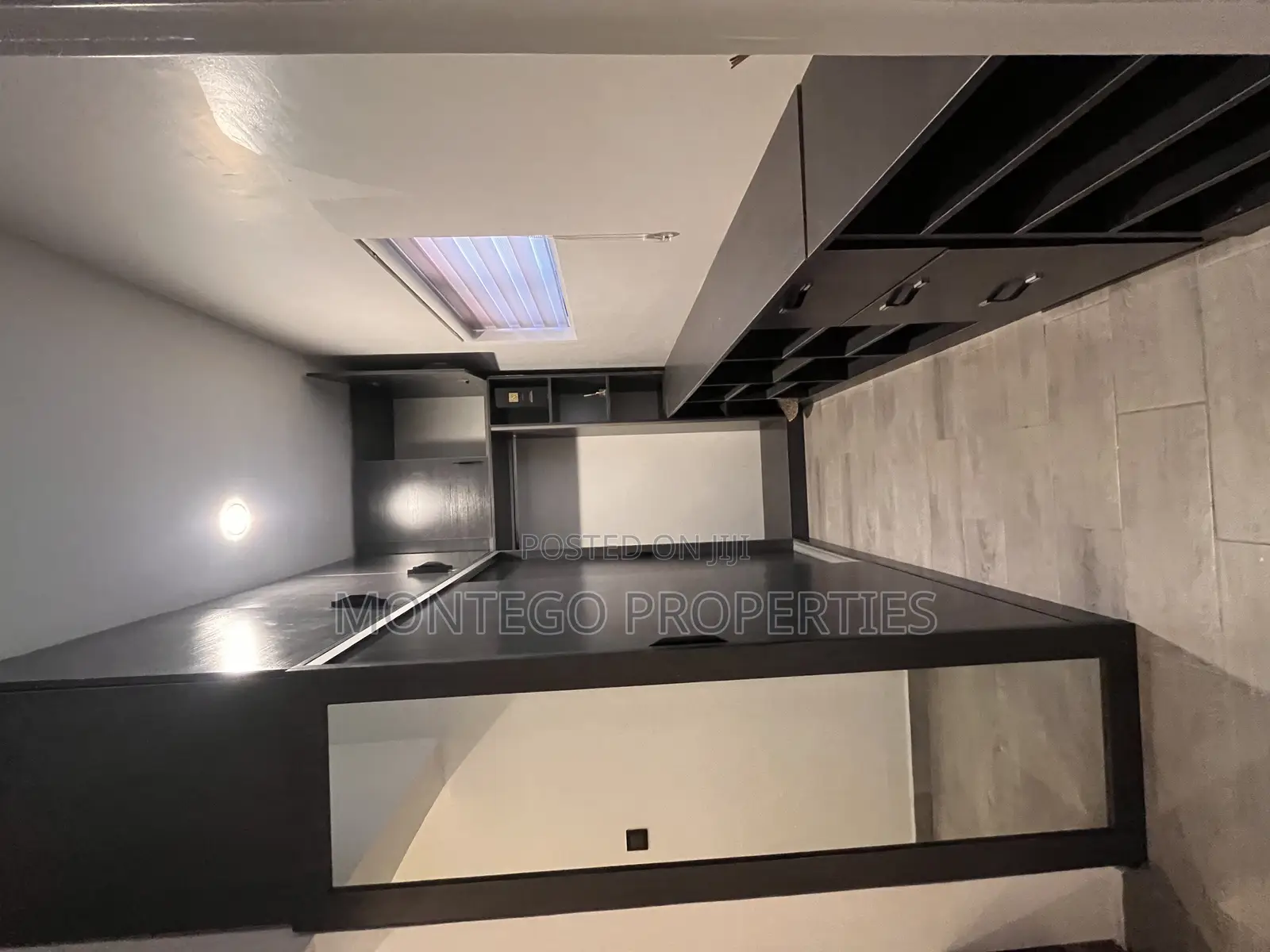 Furnished 3bdrm Townhouse / Terrace in East Legon, American House