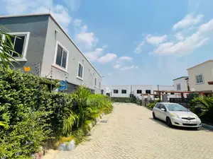 3bdrm House in East Legon, A&C Mall Area for sale