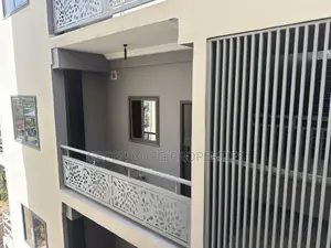 2bdrm Apartment in Green, Madina for rent