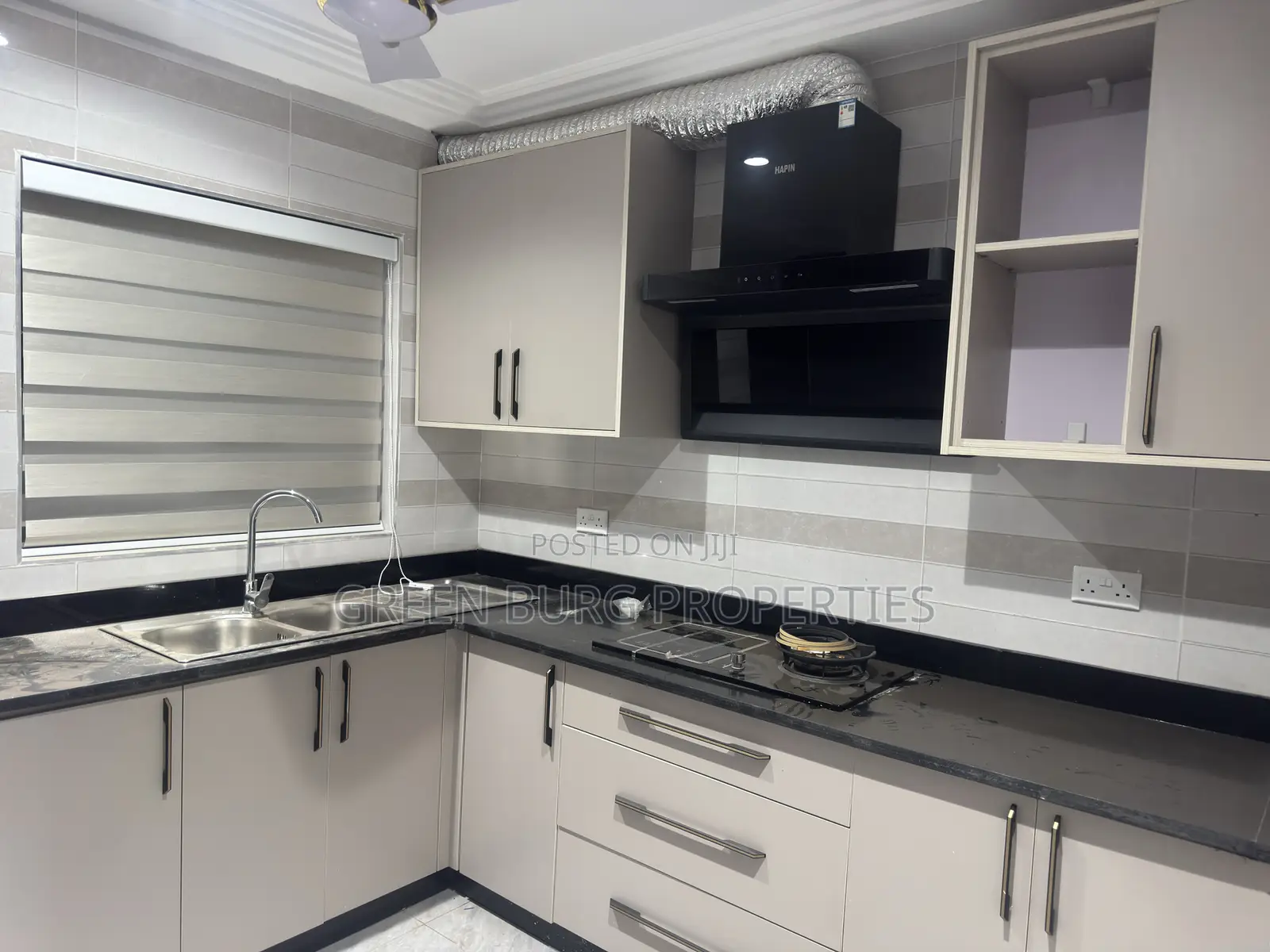 2bdrm Apartment in Green, Madina for rent