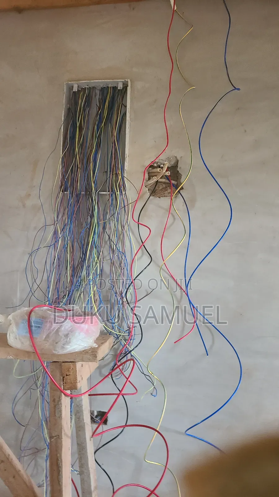 Certified Electrician Available 24/7