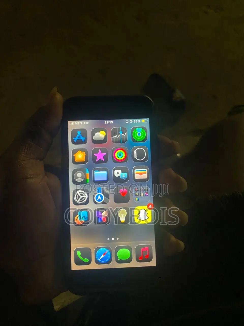 Apple iPhone SE (2022) 64 GB Black