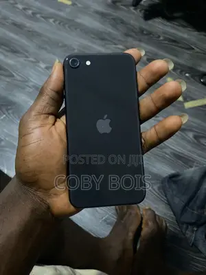 Apple iPhone SE (2022) 64 GB Black