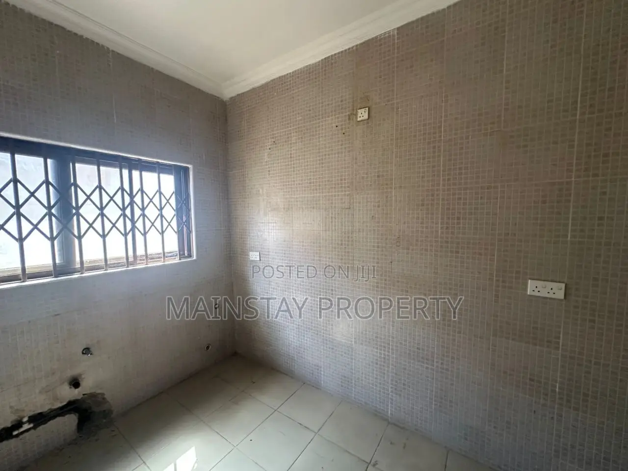 3bdrm House in East Legon for rent