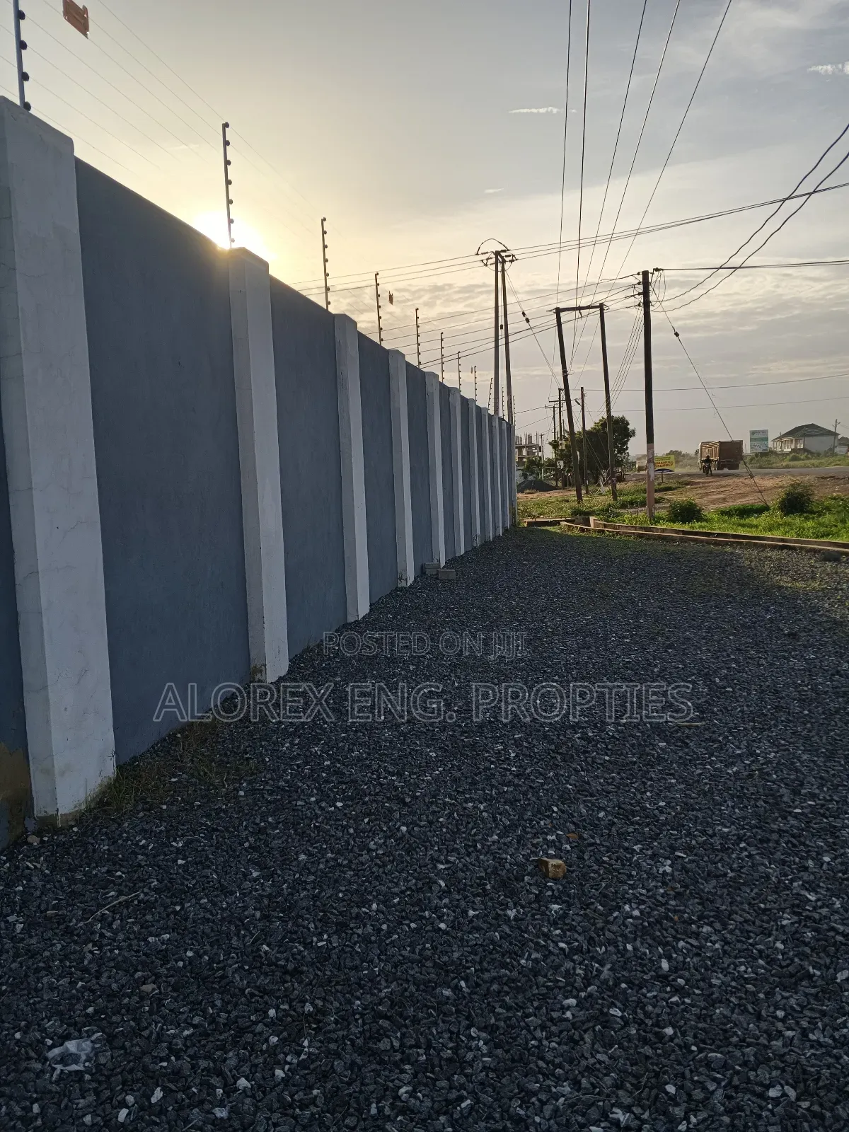 Warehouse for Rent at Dawhenya