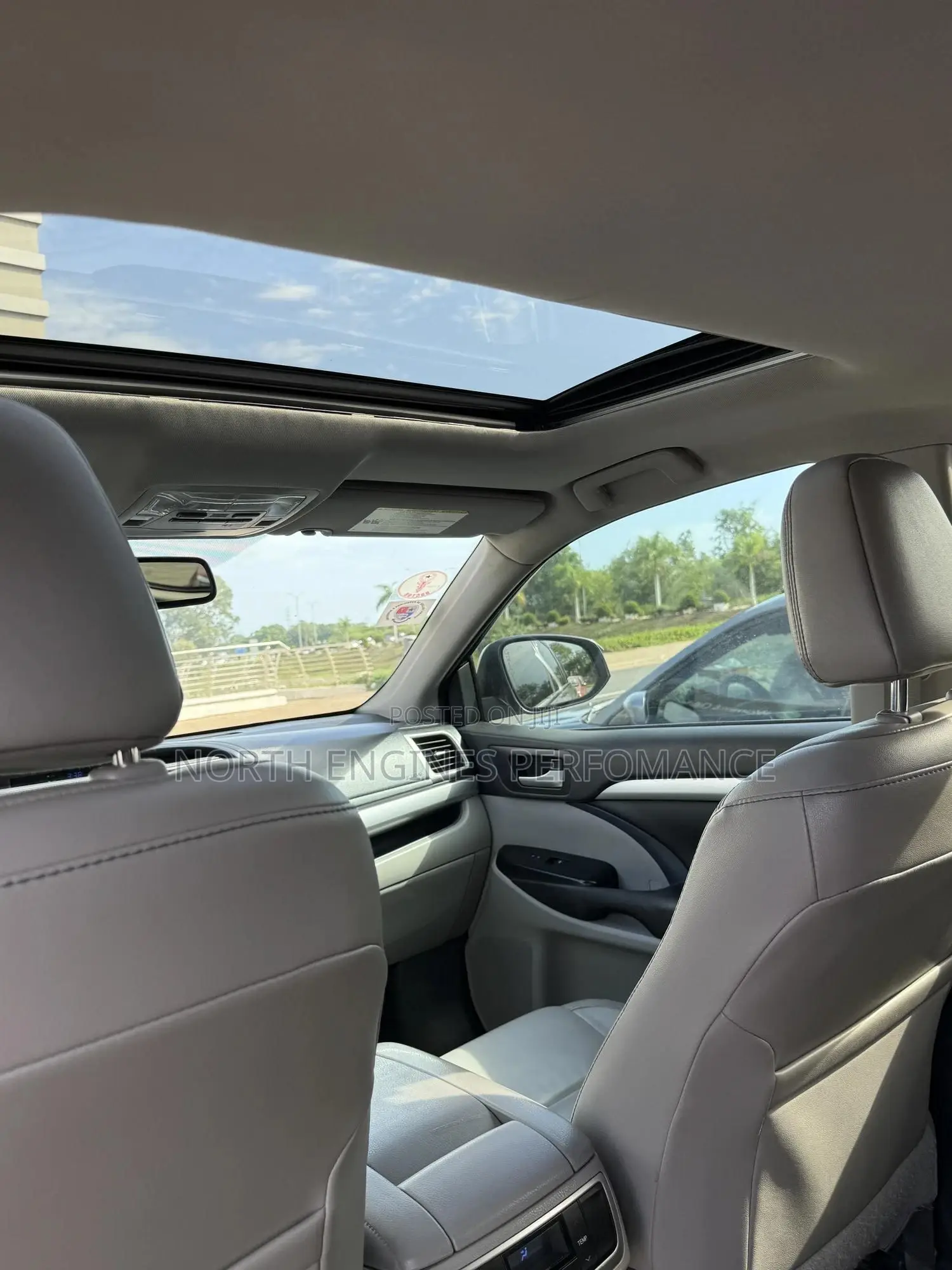 Toyota Highlander XLE V6 4x4 (3.5L 6cyl 6A) 2016 Gray