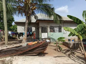 7bdrm House in Atimatim Maase, Kumasi Metropolitan for sale
