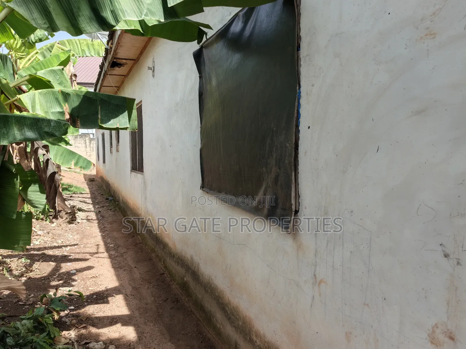 7bdrm House in Atimatim Maase, Kumasi Metropolitan for sale