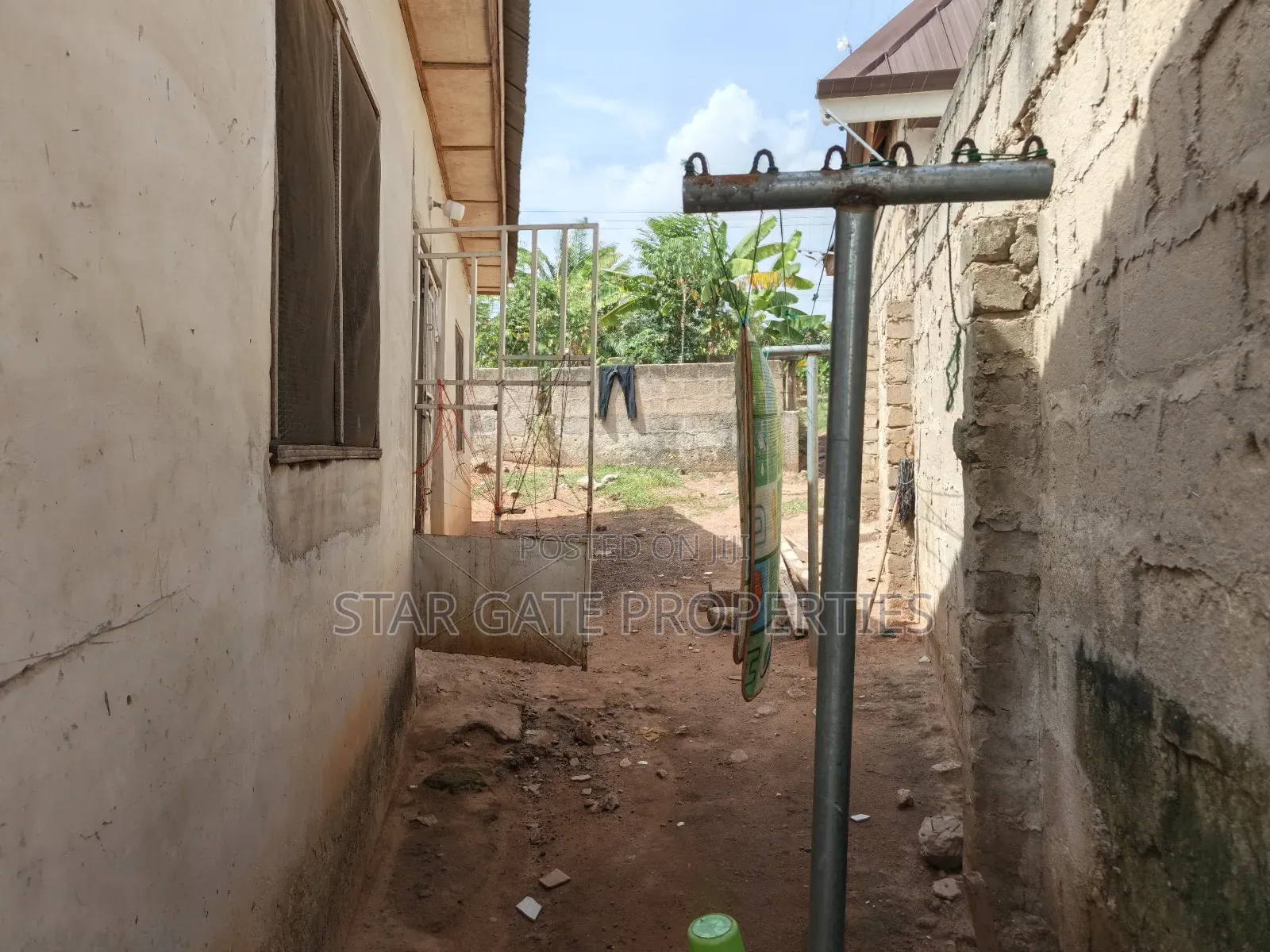 7bdrm House in Atimatim Maase, Kumasi Metropolitan for sale