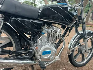 Royal RY125 2020 Black