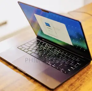 Laptop Apple MacBook Pro 36GB Intel Core M3 SSD 1T