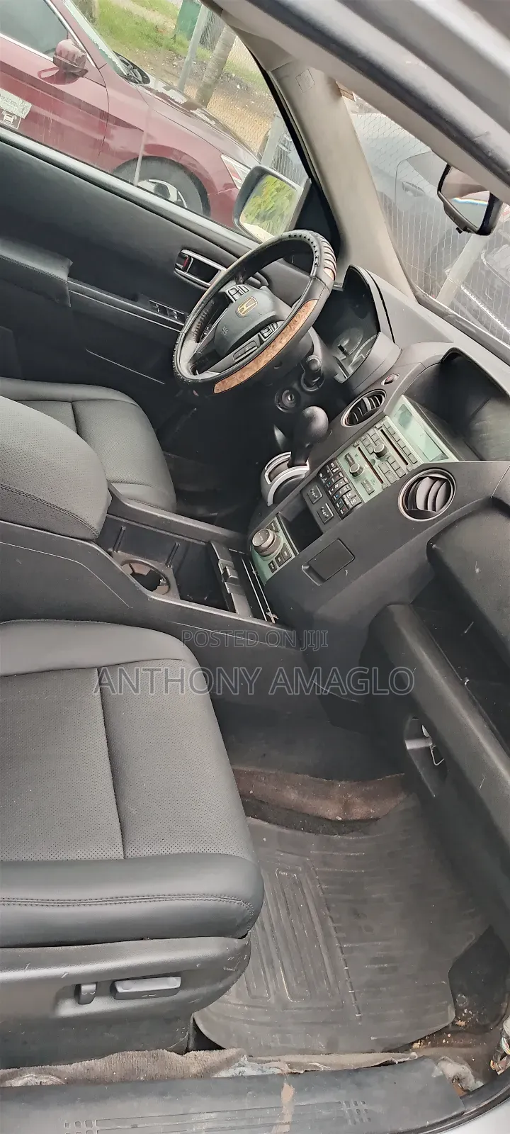 Honda Pilot Touring w/RES/Navi 4WD (3.5L 6cyl 5A) 2011 Gray
