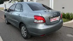 Toyota Belta 2011 Gray