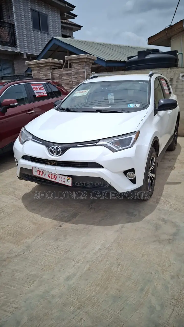 Toyota RAV4 LE AWD (2.5L 4cyl 6A) 2016 White