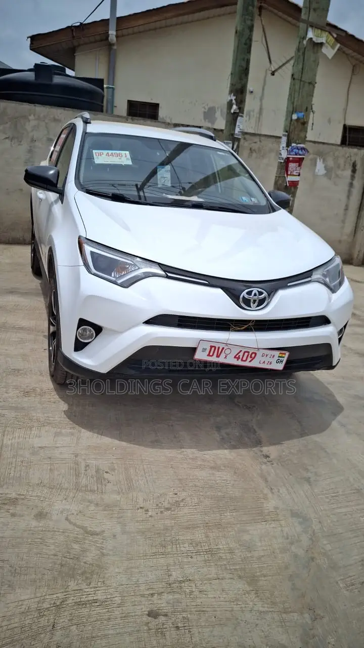 Toyota RAV4 LE AWD (2.5L 4cyl 6A) 2016 White
