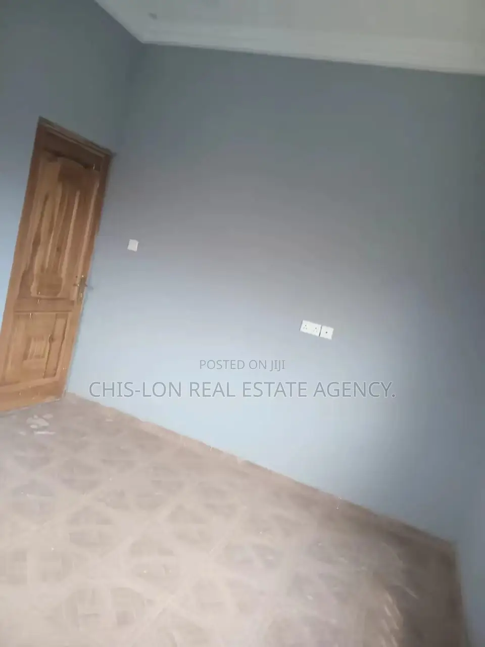 2bdrm Apartment in Chis-Lon Broker’S, Adade for rent
