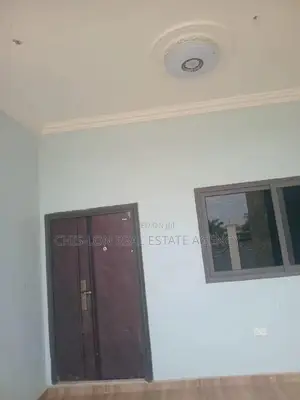 2bdrm Apartment in Chis-Lon Broker’S, Adade for rent