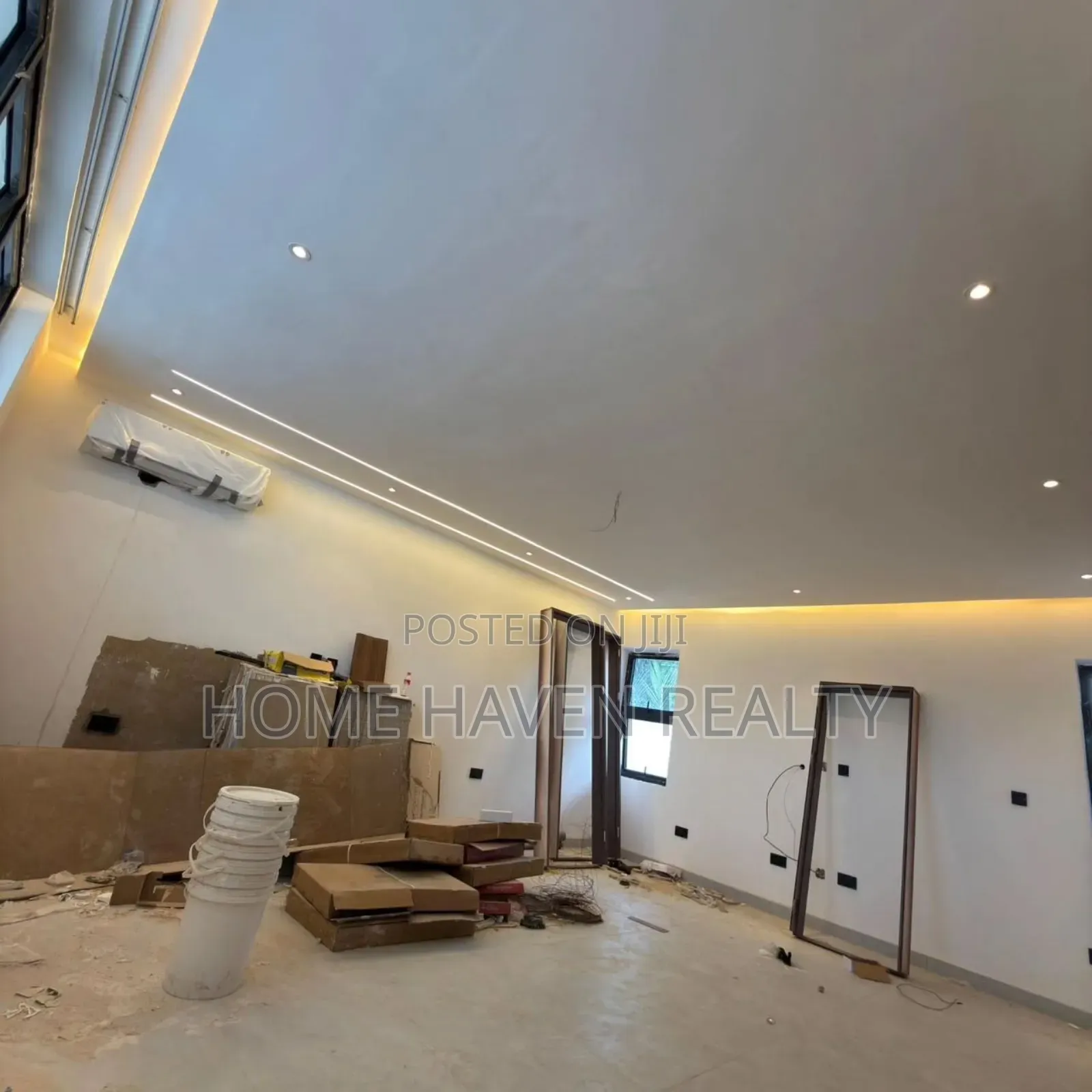 4bdrm House in East Legon, Police Station for sale
