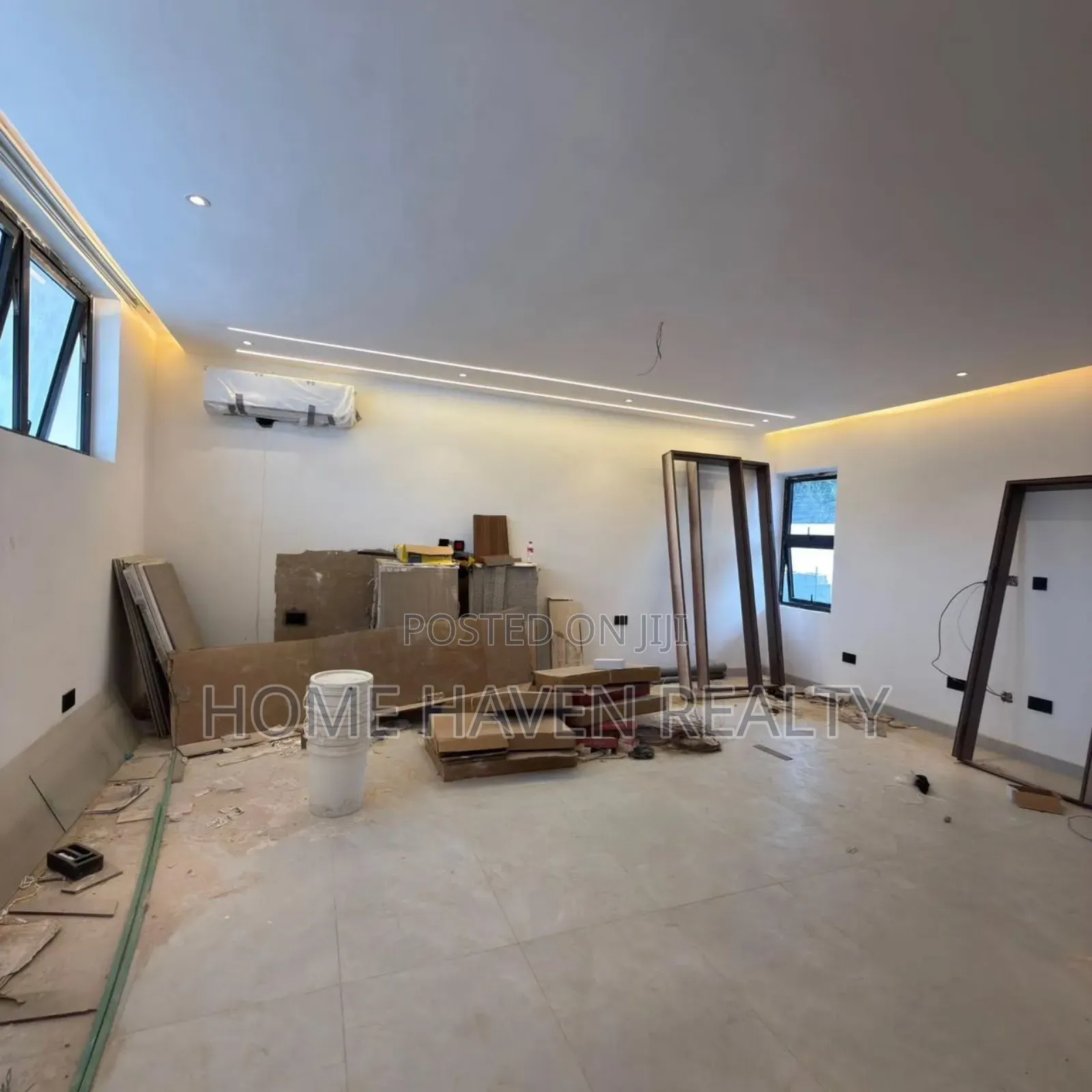 4bdrm House in East Legon, Police Station for sale