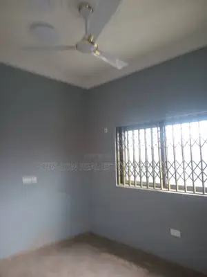 1bdrm Apartment in Chis-Lon Broker’S, Bluetop Estate for rent