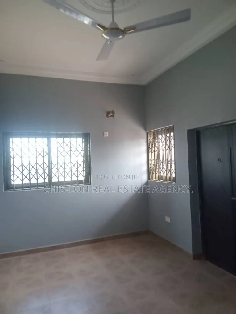 1bdrm Apartment in Chis-Lon Broker’S, Bluetop Estate for rent