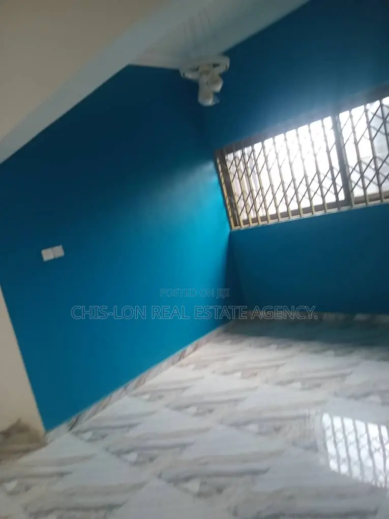 1bdrm Apartment in Chis-Lon Broker’S, Bluetop Estate for rent