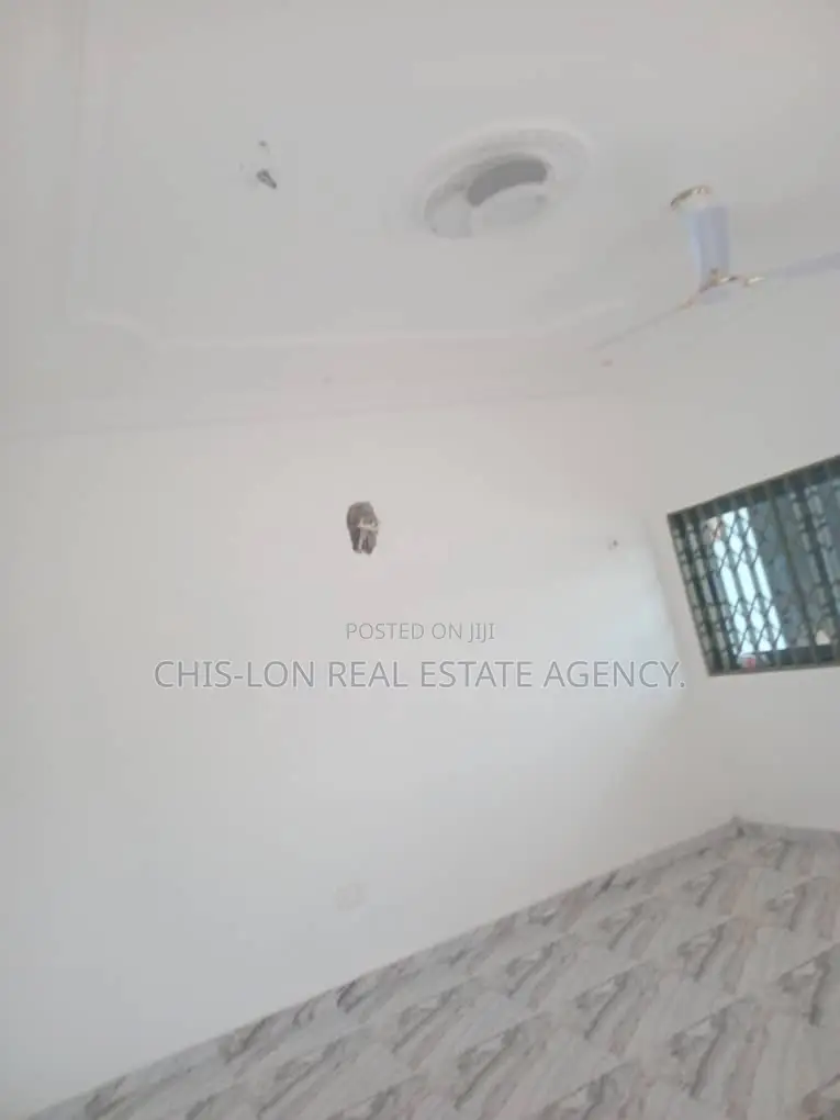 1bdrm Apartment in Chis-Lon Broker’S, Bluetop Estate for rent